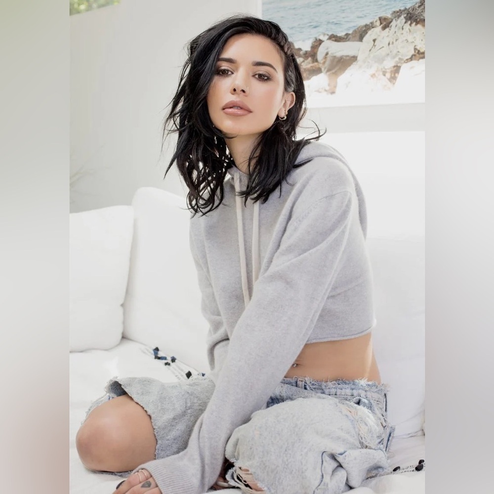 360 Cashmere x Hanna Beth Cashmere Cropped Hoodie